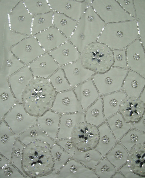 Fine Net with Line Motifs